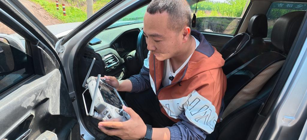 黑土地上新农人 用科技改写农耕模样